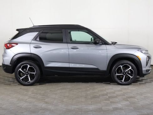 Used 2023 Chevrolet TrailBlazer RS w/ Technology Package AWD/4WD image 19