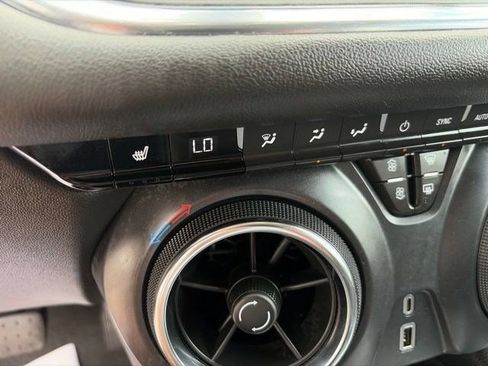 Used 2023 Chevrolet Blazer LT w/ Convenience Package FWD image 24