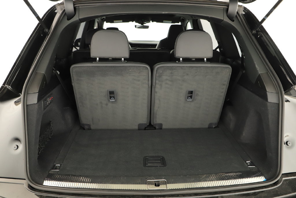 Certified 2023 Audi SQ7 Prestige AWD/4WD image 29