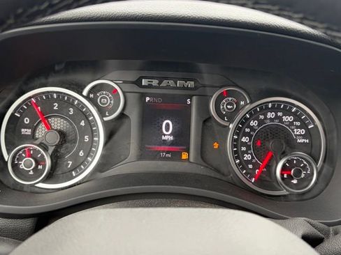 New 2026 RAM 2500 Big Horn AWD/4WD image 19