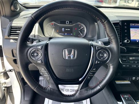 Certified 2023 Honda Ridgeline Black Edition image 13