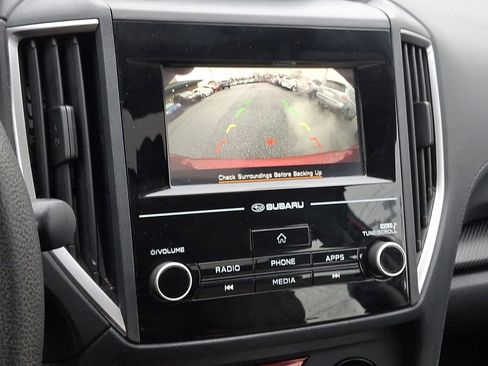 Used 2018 Subaru Impreza 2.0i Premium image 18