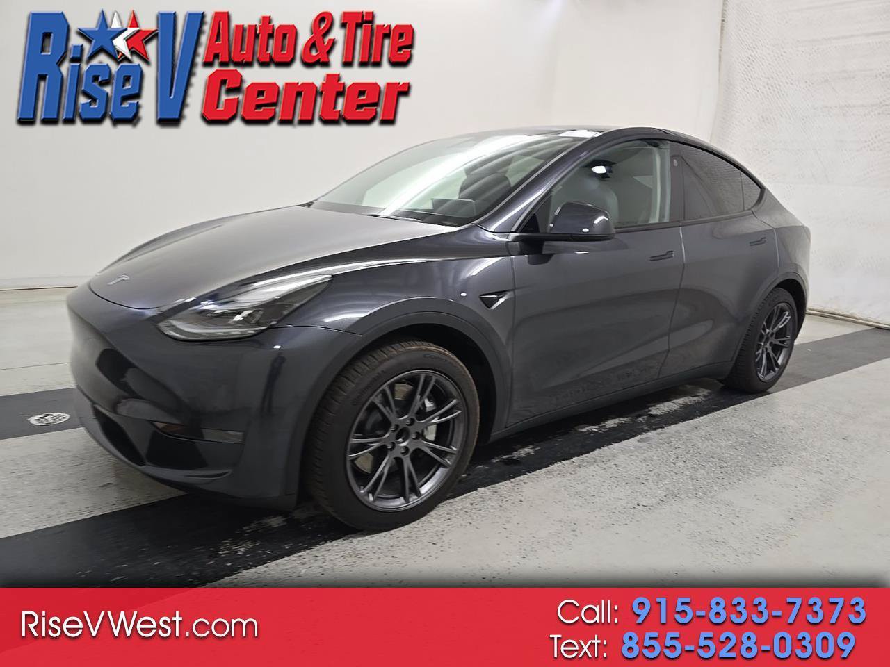 Used 2024 Tesla Model Y Long Range RWD image 1