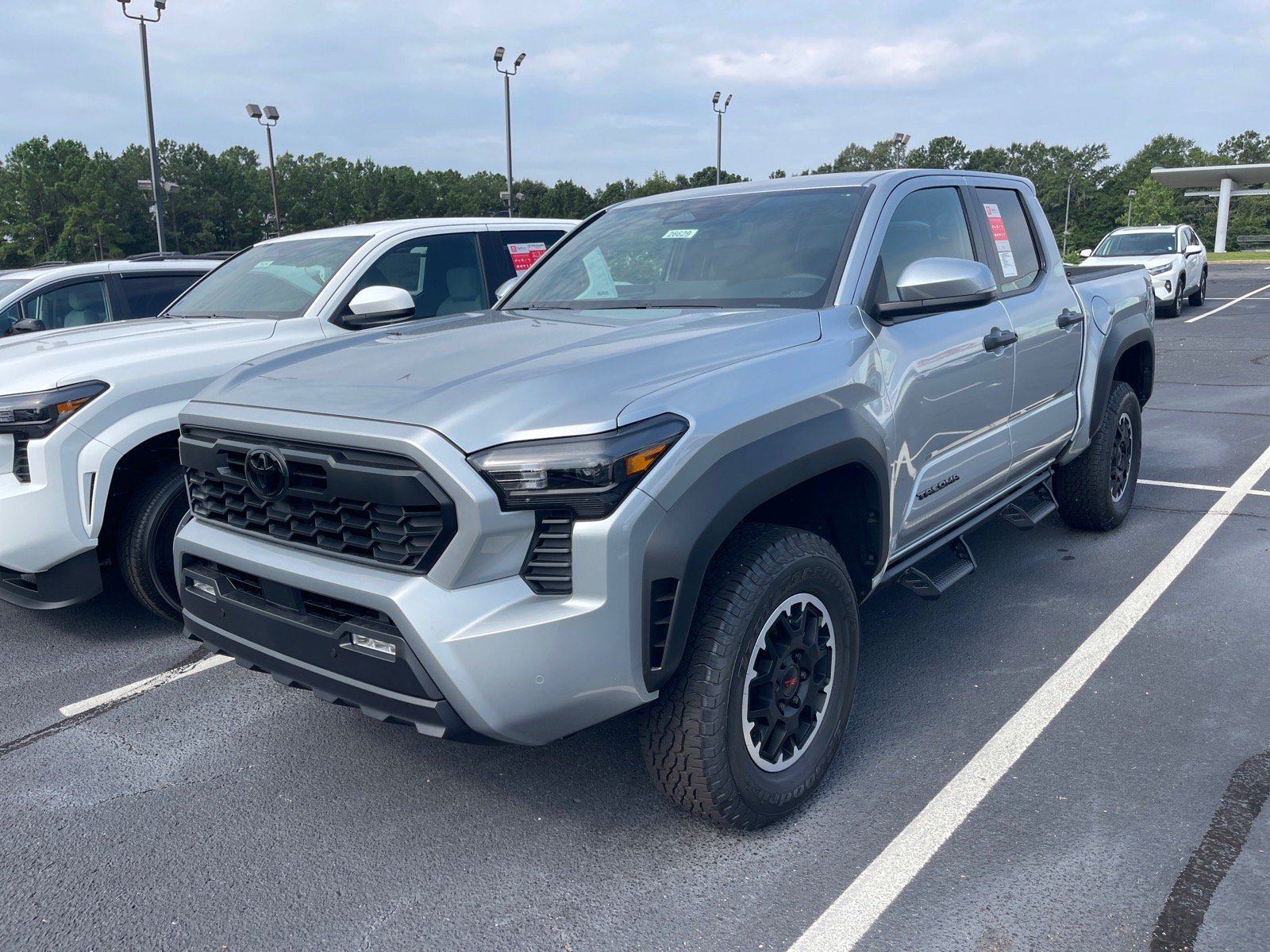 New 2026 Toyota Tacoma TRD Off-Road w/ TRD Off Road Upgrade Package AWD/4WD image 3