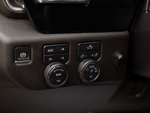 Used 2023 Chevrolet Silverado 1500 RST image 10