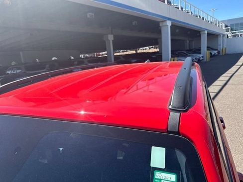 Used 2023 Jeep Renegade Latitude w/ Premium Group AWD/4WD image 12