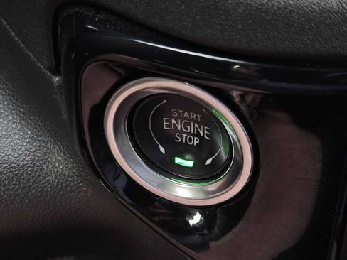 Used 2023 Chevrolet Silverado 1500 LTZ AWD/4WD image 21