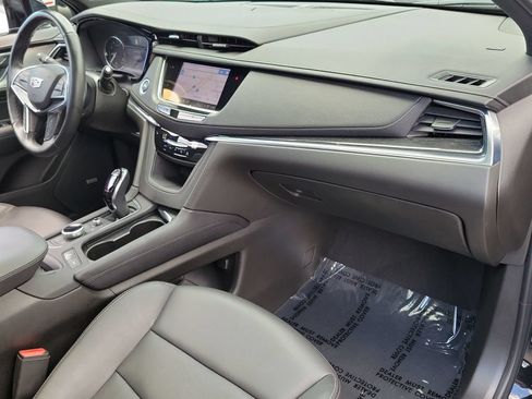 Certified 2023 Cadillac XT5 Premium Luxury FWD image 29