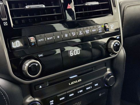 Used 2023 Lexus GX 460 Premium AWD/4WD image 27