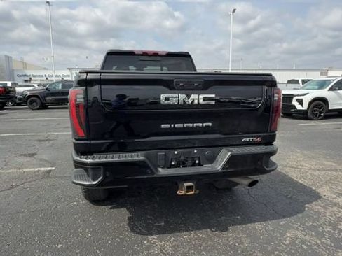 Used 2024 GMC Sierra 2500 AT4 w/ Technology Package AWD/4WD image 7