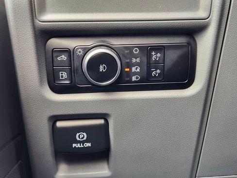 Used 2025 Ford F150 XLT w/ Equipment Group 301A Standard AWD/4WD image 22