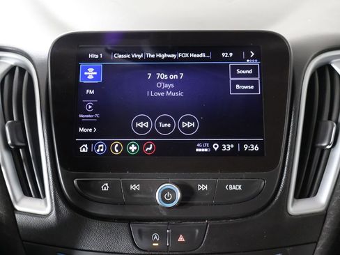 Used 2023 Chevrolet Malibu LT image 40