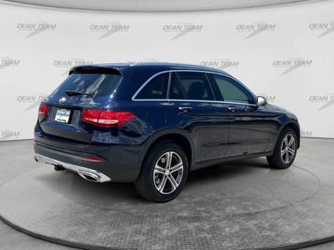 Used 2017 Mercedes-Benz GLC 300 4MATIC image 7