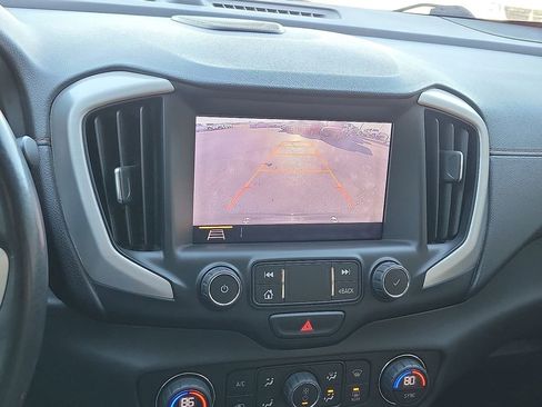 Used 2019 GMC Terrain SLT w/ Preferred Package image 16