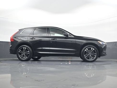 Used 2018 Volvo XC60 T5 Momentum w/ Convenience Package AWD/4WD image 25