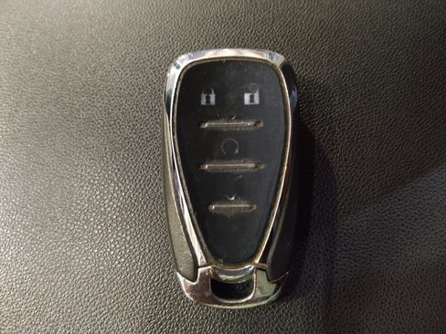 Used 2019 Chevrolet Equinox LT FWD image 32