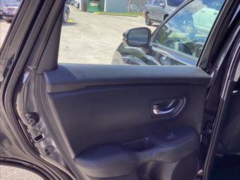 Used 2024 Honda HR-V LX image 13