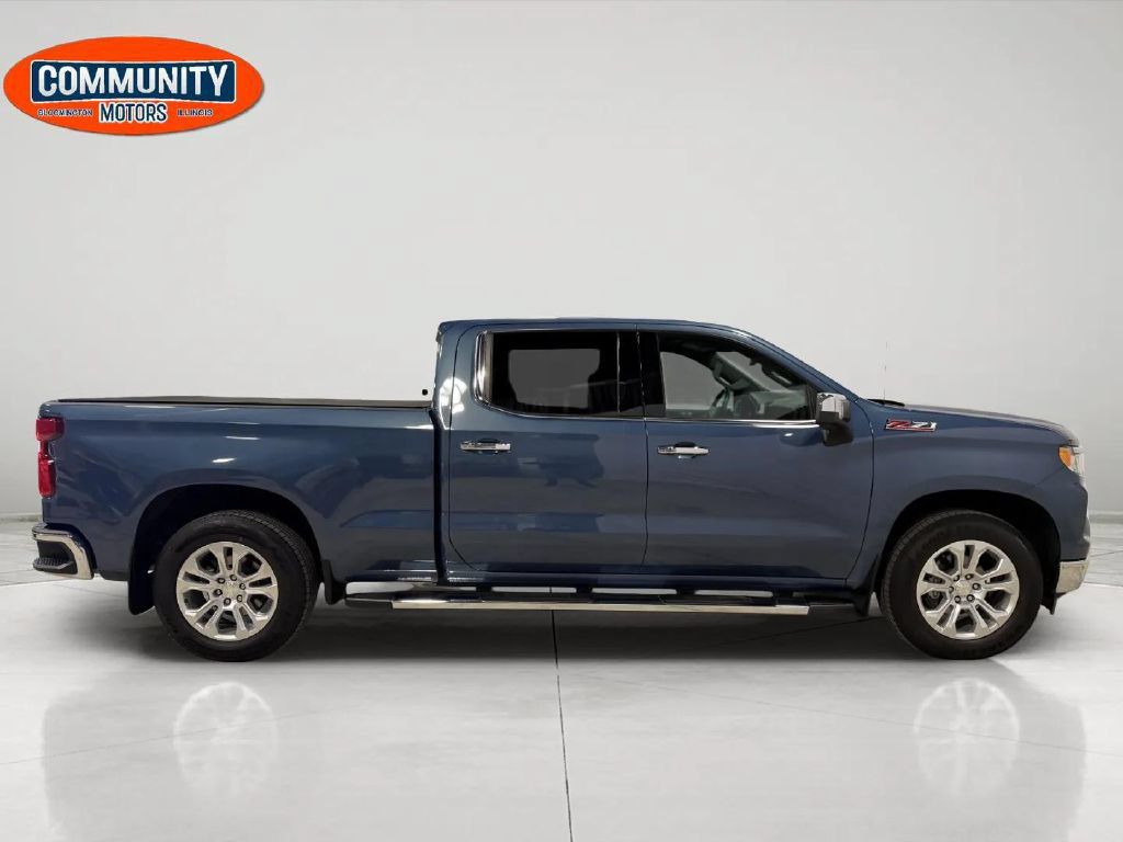 Used 2024 Chevrolet Silverado 1500 LTZ AWD/4WD image 9