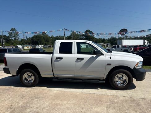 Used 2024 RAM 1500 Tradesman w/ Popular Equipment Group AWD/4WD image 3