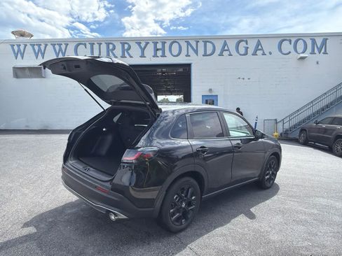 Certified 2025 Honda HR-V Sport image 12
