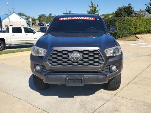 Used 2020 Toyota Tacoma TRD Off-Road w/ Technology Package AWD/4WD image 7