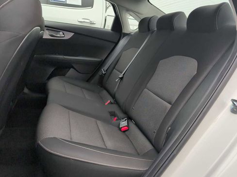 Used 2024 Kia Forte LXS image 19