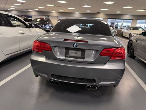 Used 2011 BMW M3 Convertible image 8
