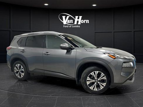 Used 2021 Nissan Rogue SV AWD/4WD image 1