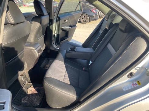 Used 2014 Toyota Camry SE w/ Fleet Convenience Package FWD image 35