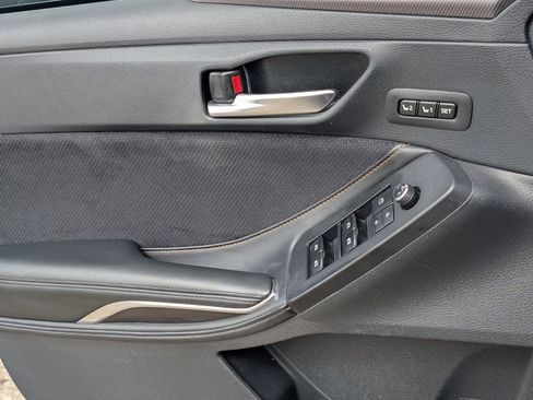 Used 2019 Toyota Avalon Touring w/ Advanced Safety Package FWD image 25