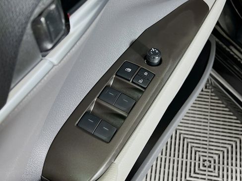 Certified 2024 Toyota Camry SE image 18