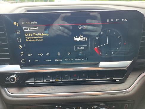 Certified 2022 GMC Sierra 1500 SLT AWD/4WD image 19