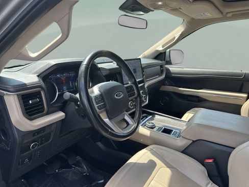 Used 2023 Ford Expedition Limited RWD image 24