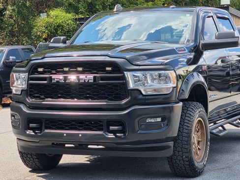 Used 2022 RAM 2500 Tradesman AWD/4WD image 2