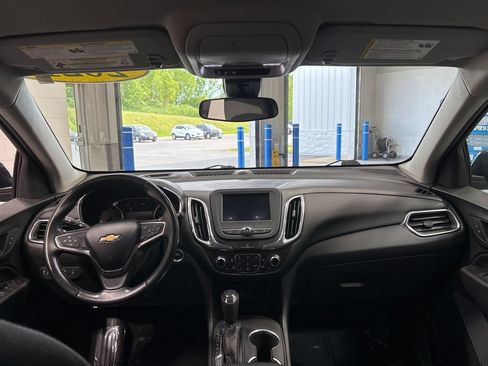 Used 2021 Chevrolet Equinox LT FWD image 11