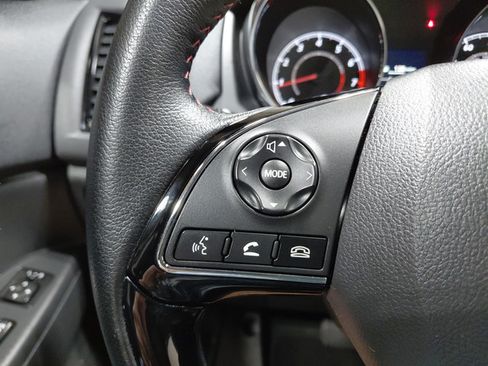 Used 2025 Mitsubishi Outlander Sport LE AWD/4WD image 32