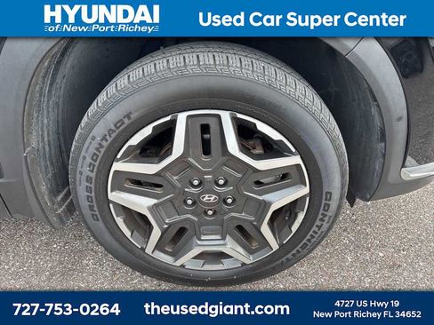 Used 2023 Hyundai Santa Fe Limited image 6
