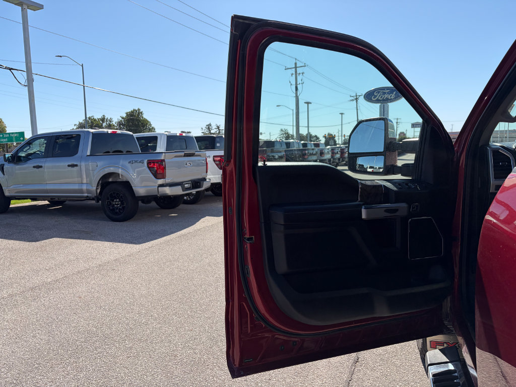 Certified 2018 Ford F350 Lariat w/ Chrome Package AWD/4WD image 12