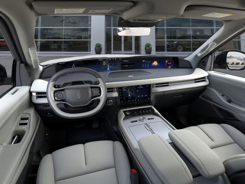 New 2025 Lincoln Navigator L Reserve image 9