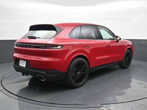 Certified 2024 Porsche Cayenne AWD/4WD image 22