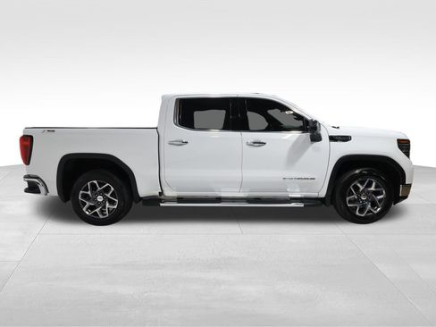 Used 2023 GMC Sierra 1500 SLT w/ SLT Premium Package image 5