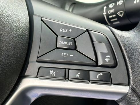 Used 2024 Nissan Sentra SV image 20