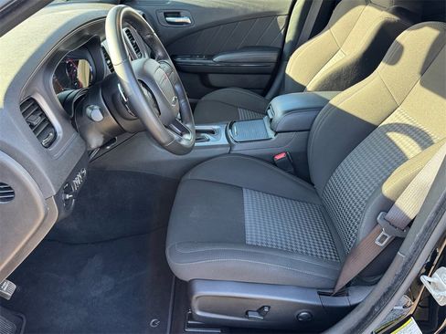 Used 2023 Dodge Charger R/T w/ Blacktop Package image 11