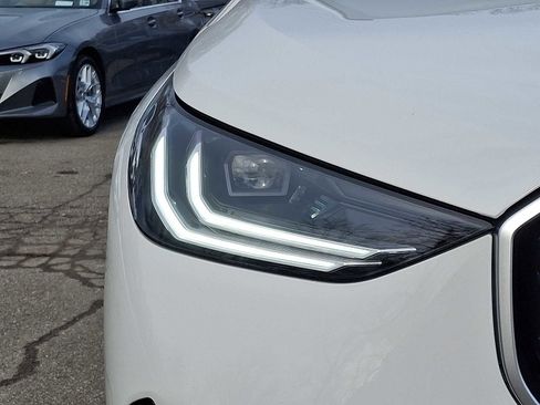 Used 2025 BMW X3 xDrive30i w/ Premium Package image 9