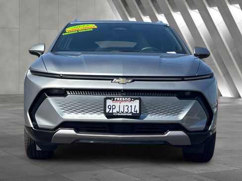 Used 2024 Chevrolet Equinox EV LT FWD image 9