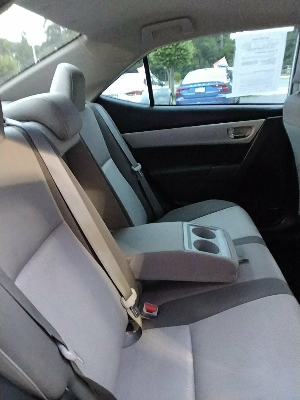 Used 2019 Toyota Corolla LE FWD image 8