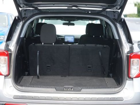 Used 2022 Ford Explorer XLT RWD image 33