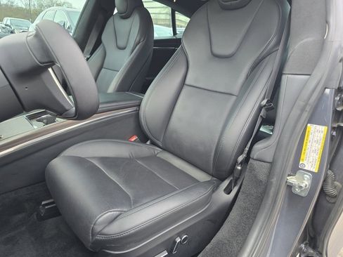 Used 2022 Tesla Model S Base image 6