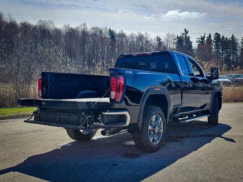New 2026 GMC Sierra 2500 SLE w/ SLE Value Package; image 35