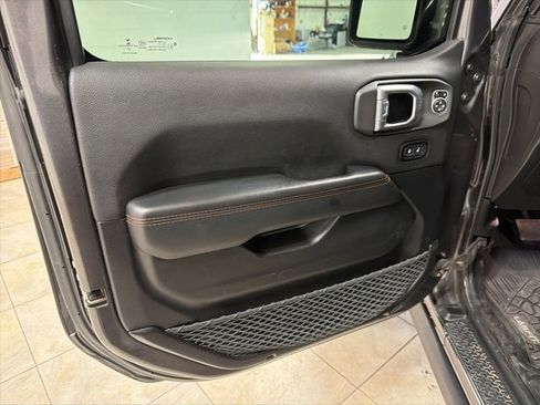 Used 2021 Jeep Gladiator Mojave image 12
